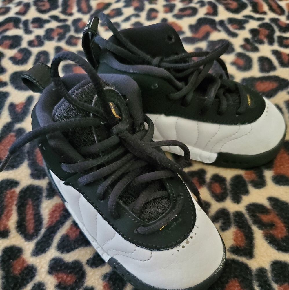Toddler 6C Jordans